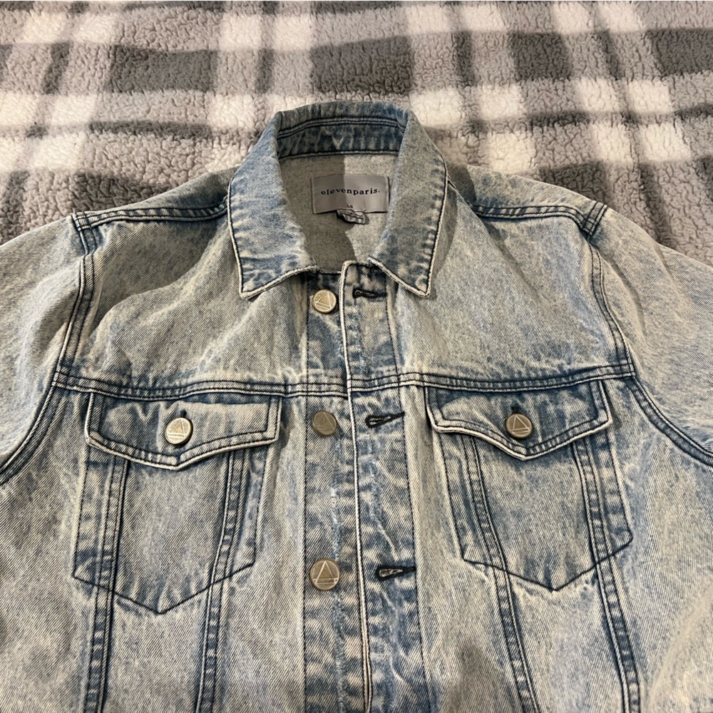 Awesome vintage denim jacket XL